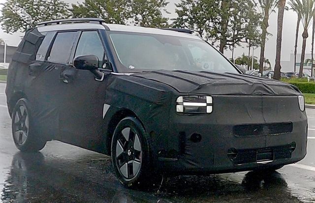 ▲싼타페 풀체인지 스파이샷(사진=인스타그램 'kindelauto')