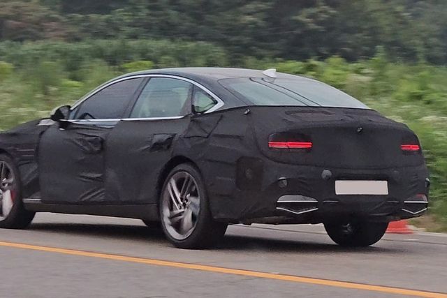 ▲G80 페이스리프트 스파이샷(사진=유튜브 '숏카')