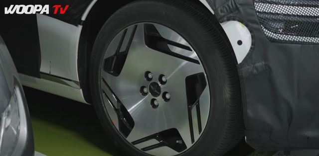 ▲G80 전동화 모델 롱휠베이스(사진=유튜브 '우파TV')