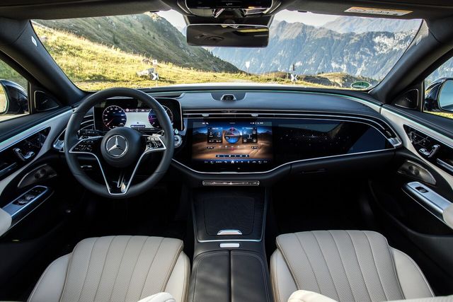 ​▲메르세데스-벤츠 E클래스 올터레인 실내(사진=메르세데스-벤츠)