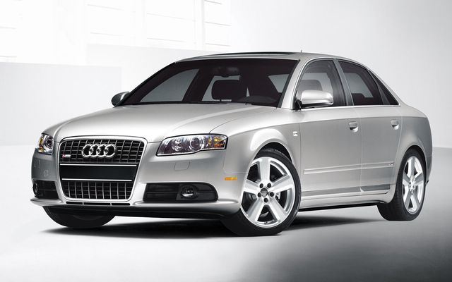 ▲4세대 A4(사진=아우디)