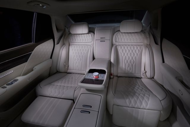 ▲제네시스 G90 롱휠베이스 실내(사진=제네시스)