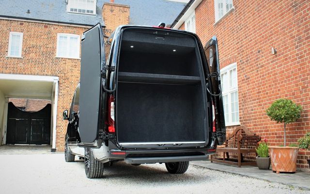 ▲VIP-Class(사진=Clive Sutton)