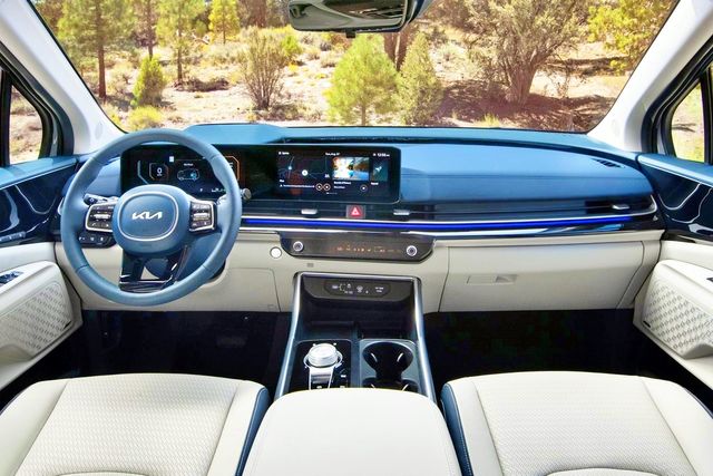 ▲카니발 하이브리드(사진=기아)