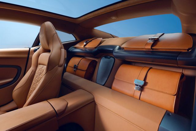 ▲애스턴 마틴 뱅퀴쉬(사진=애스턴 마틴)