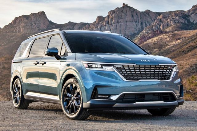 ▲4세대 초기형 카니발(사진=기아)