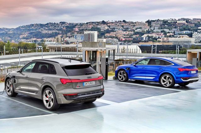 ▲SQ8 e-트론과 SQ8 스포트백 e-트론(사진=아우디)