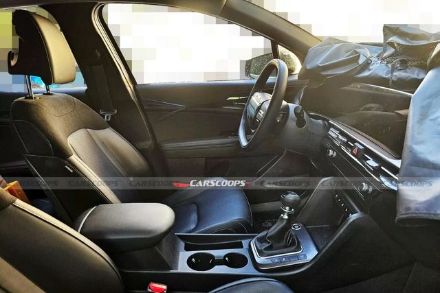 ▲참고사진, 신형 스포티지 실내 유출 사진(사진=Carscoops)