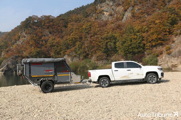 ▲컨커르 UEV-440을 견인하는 쉐보레 콜로라도(사진=양봉수 기자)