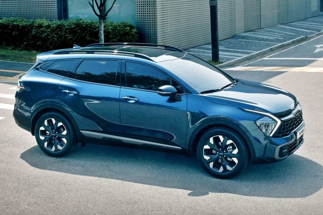 ▲5세대 초기형 스포티지(사진=기아)