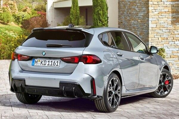 ▲M135 x드라이브(사진=BMW)