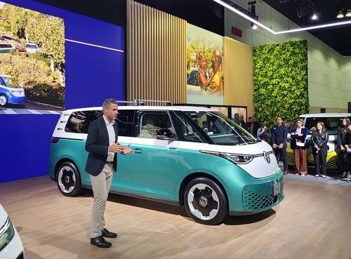 ▲ID 버즈를 소개하는 폭스바겐(사진=연합뉴스)