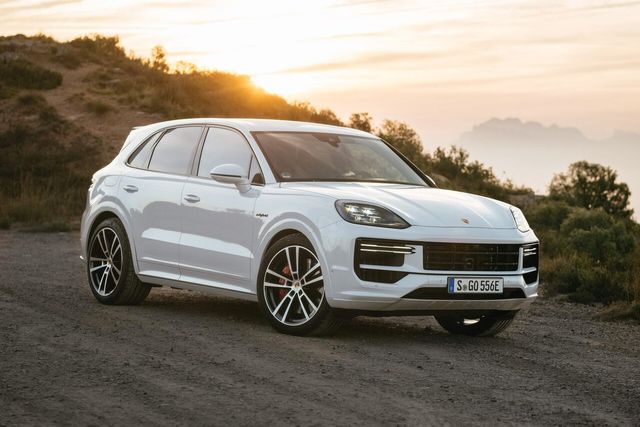 ▲카이엔 터보 E-하이브리드(사진=포르쉐)