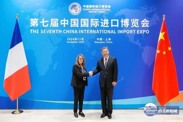 ▲왕원타오 중국 상무부장-프리마 프랑스 대외무역부 장관 회동(사진=연합뉴스)