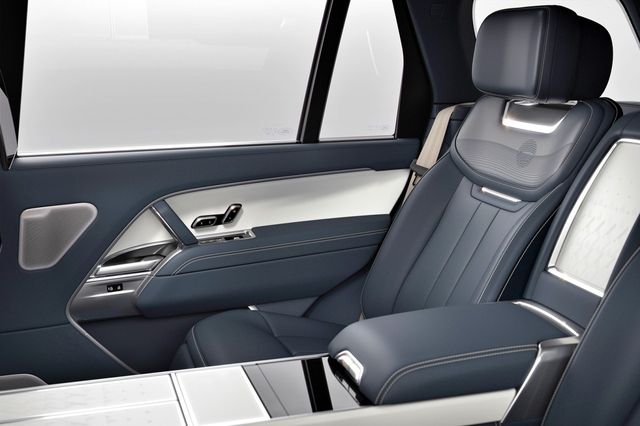 ▲레인지로버 모닝 캄 에디션(사진=랜드로버)