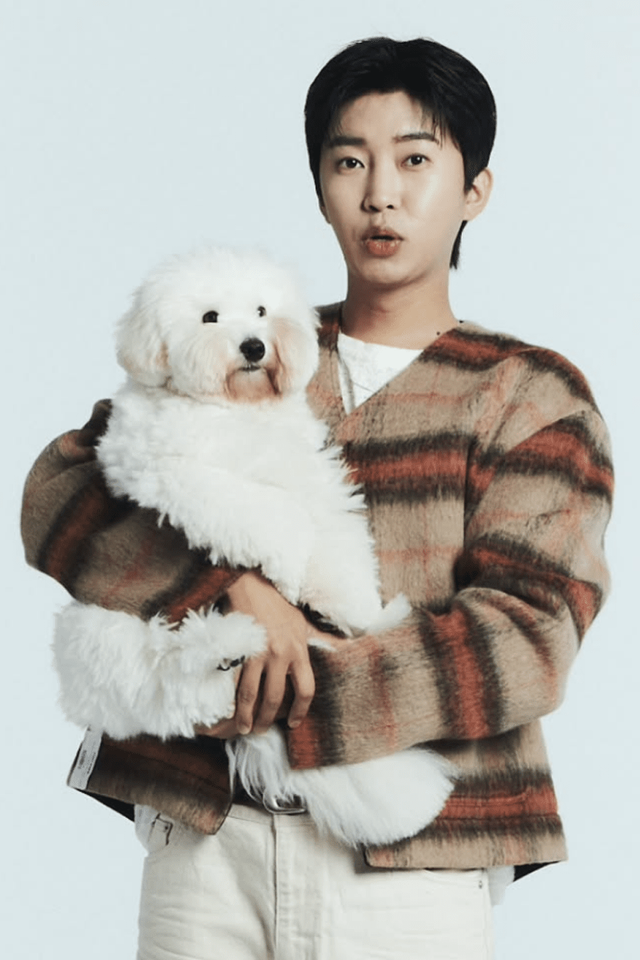 ▲임영웅과 그의 반려견 시월이 (사진=임영웅 SNS)