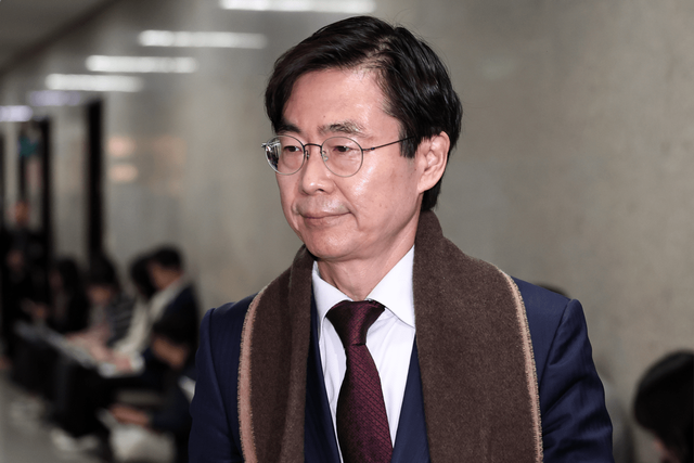 ▲지난 10일 국회에서 열린 중진회의에 참석한 조경태 국민의힘 의원 (사진=뉴스1)