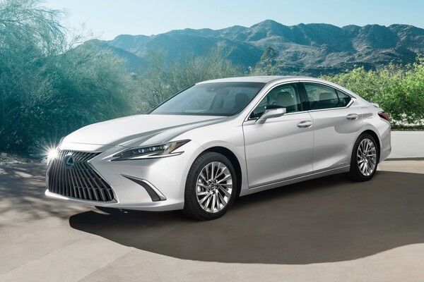 ▲참고사진, ES300h(사진=렉서스)