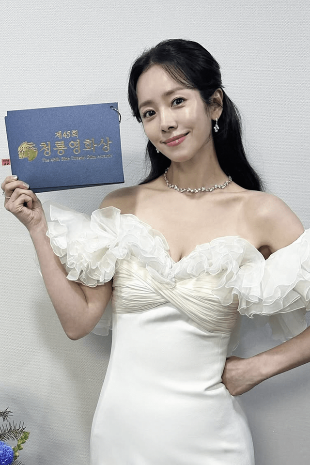 ▲한지민 (사진=한지민 SNS)