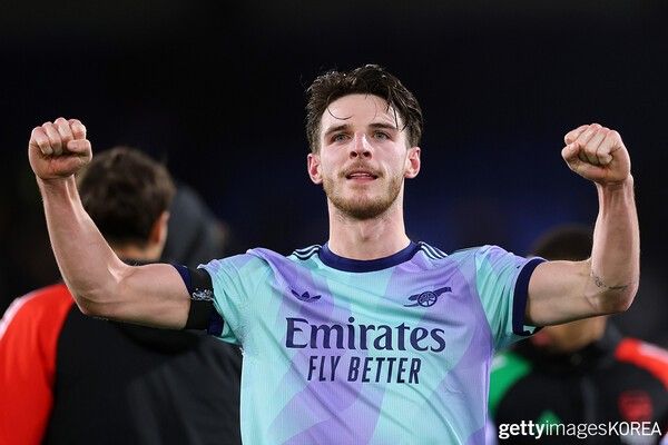 ▲21일 잉글랜드 런던의 셀허스트 파크에서 열린 크리스탈 팰리스 FC와 아스널 FC의 프리미어리그 경기에서 팀의 다섯 번째 골을 득점한 것을 축하하는 아스널의 데클란 라이스 (사진=gettyimagesKOREA)