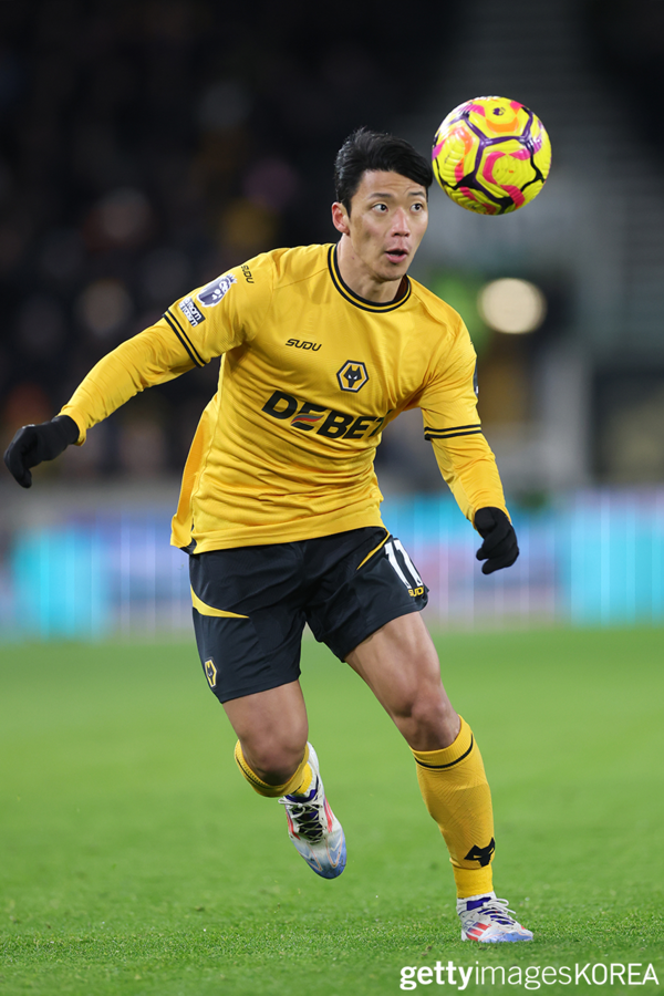 ▲14일 잉글랜드 울버햄튼의 몰리뉴에서 열린 울버햄튼 원더러스 FC와 입스위치 타운 FC의 프리미어리그 경기 중인 울버햄튼 원더러스의 황희찬 (사진= gettyimagesKOREA)