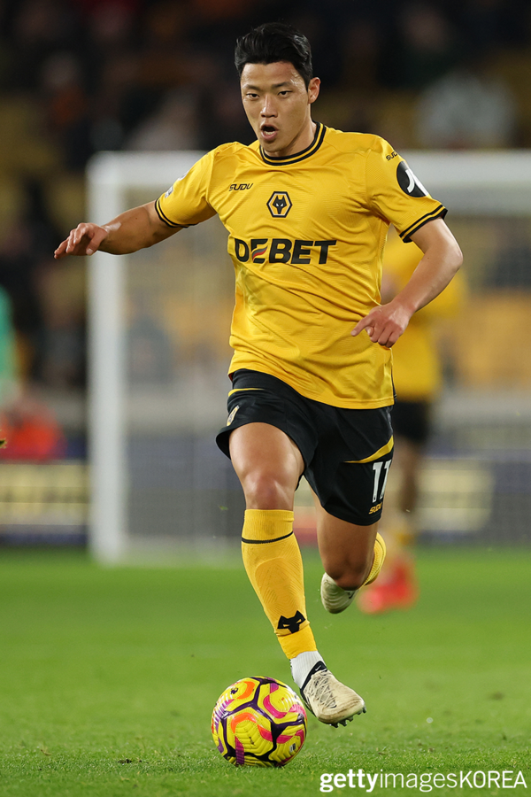 ▲14일 잉글랜드 울버햄튼의 몰리뉴에서 열린 울버햄튼 원더러스 FC와 입스위치 타운 FC의 프리미어리그 경기 중인 울버햄튼 원더러스의 황희찬 (사진= gettyimagesKOREA)