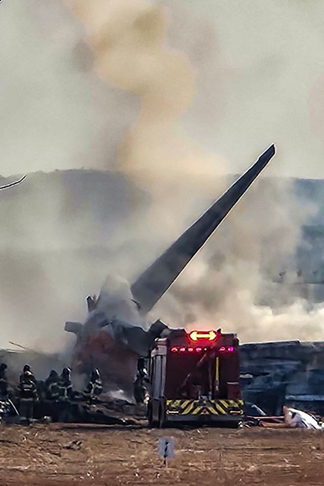 ▲화재 진압 및 구조 나선 소방대원들(사진=연합뉴스)