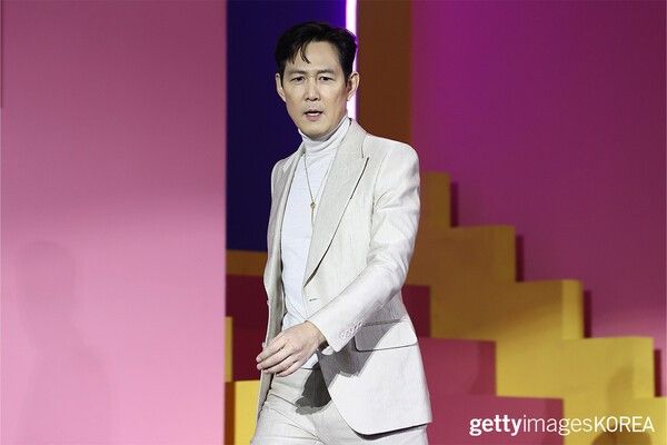 ▲9일 '오징어 게임 2' 제작발표회에 참가해 무대에 오른 이정재 (사진=gettyimagesKOREA)&nbsp;
