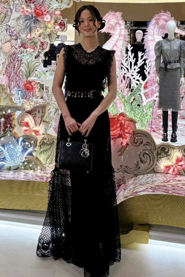 ▲지수(사진=지수 SNS)