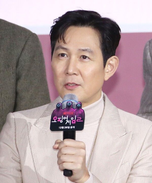 ▲ 9일 서울 중구 동대문디자인 플라자에서 열린 '오징어 게임 2' 제작발표회에 참석한 이정재 (사진= 뉴스1)