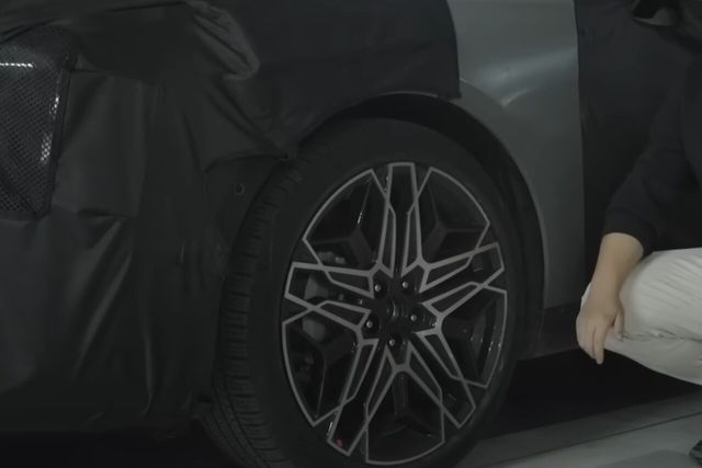 ▲기아 K8 부분변경 스파이샷(사진=유튜브 '우파TV')