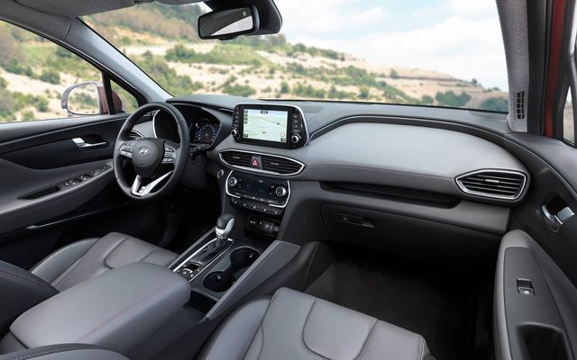 ▲4세대 초기형 싼타페 TM(사진=현대자동차)