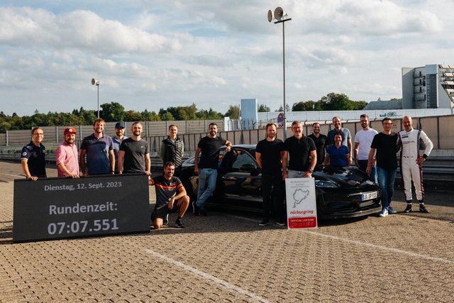 ▲포르쉐 타이칸 터보 GT가 뉘르부르크링 신기록을 수립했다(사진=포르쉐)