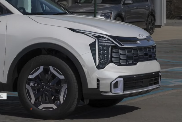 ▲기아 스포티지 부분 변경 모델 전면 예상도(사진=유튜브 '뉴욕맘모스')