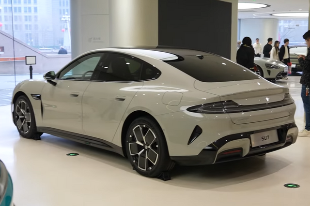 ▲샤오미 SU7(사진=유튜브 '모트라인')