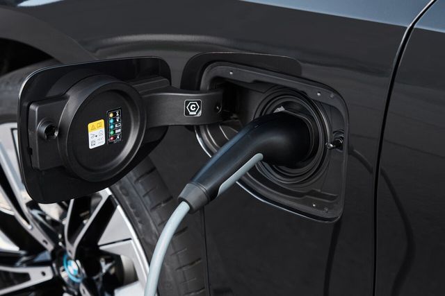 ▲BMW 530e(사진=BMW)