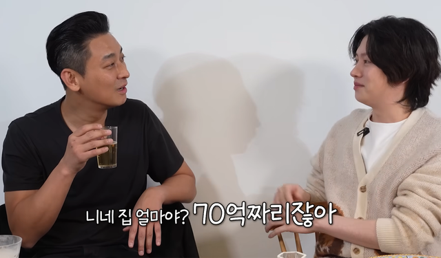 ▲주지훈, 김희철 (사진=유튜브채널 '성시경')