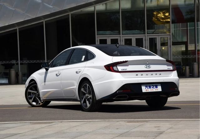 ▲현대차 소나타 LWB(사진=autohome)
