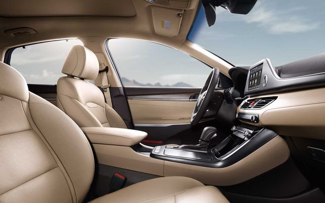 ▲6세대 그랜저 IG(사진=현대자동차)