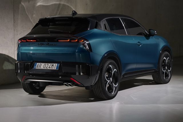 ▲알파로메오 주니어 이브리다(사진=알파로메오)