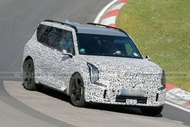 ▲기아 EV9 GT 뉘르부르크링 테스트 스파이샷(사진=Carscoops)