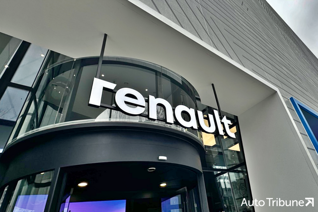 ▲르노코리아가 새로 문을 연 '르노 성수'(사진=신동빈 기자)