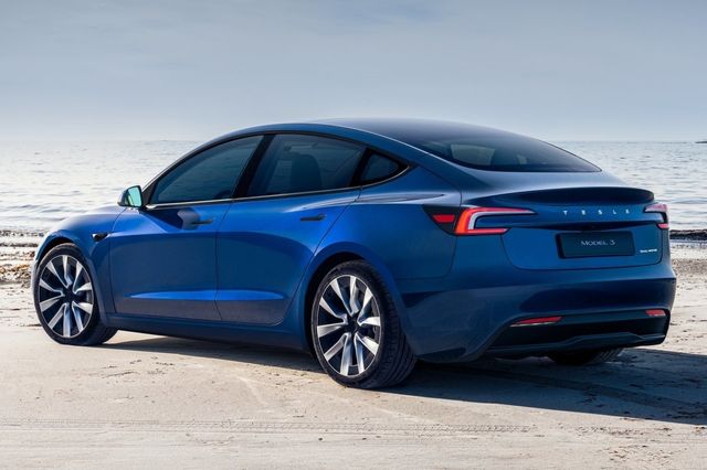 ▲테슬라 신형 모델 3(사진=테슬라)