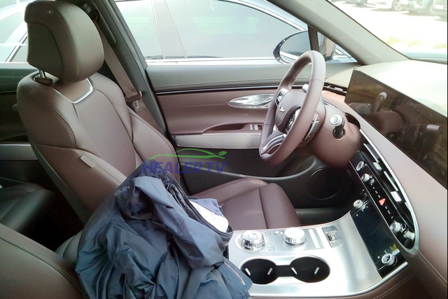 ▲제네시스 신형 GV70 실내(사진=유튜브 '힐러티비')