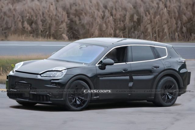 ▲포르쉐 7인승 전기차 K1 테스트뮬(사진=carscoops)