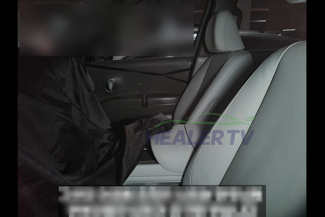 ▲현대 팰리세이드 신형 추정 모델 실내(사진=유튜브 '힐러티비')