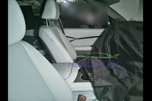 ▲현대 팰리세이드 신형 추정 모델 실내(사진=유튜브 '힐러티비')