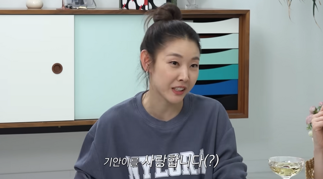 ▲한혜진 (사진= 유튜브 채널 Han&nbsp;Hye&nbsp;Jin)