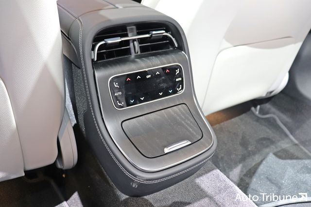 ▲메르세데스-벤츠 E 클래스 L(사진=최현진 기자)