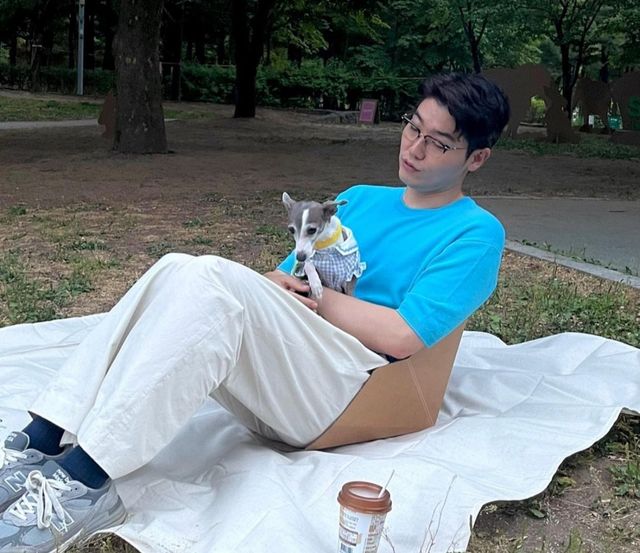 ▲반려견 훈련사 겸 수의사 설채현(사진=설채현 인스타그램)